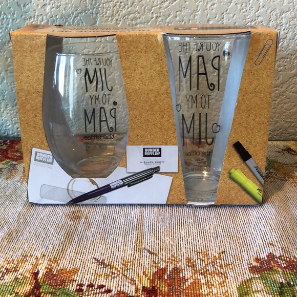 The Office “Pam & Jim” Glassware Set - Picture 6 of 8
